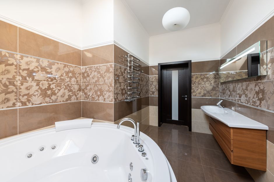 Premium bathroom tile design